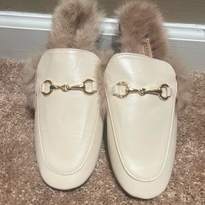 Women's Cream Fur-Trimmed Loafers